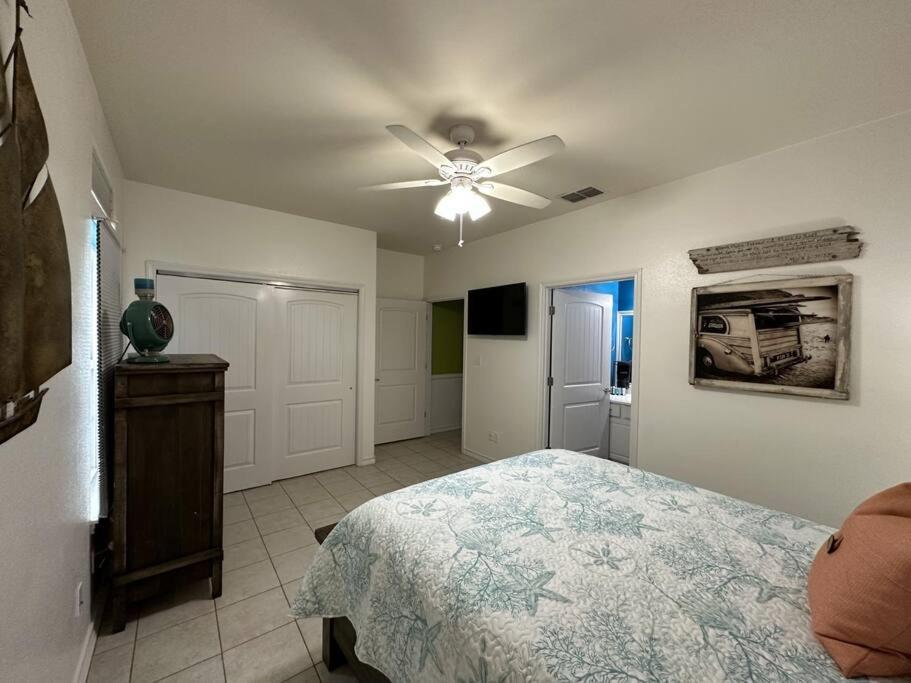 Barefoot Bungalow - Pet Friendly- 2 Bdrm Townhome Corpus Christi Exterior foto